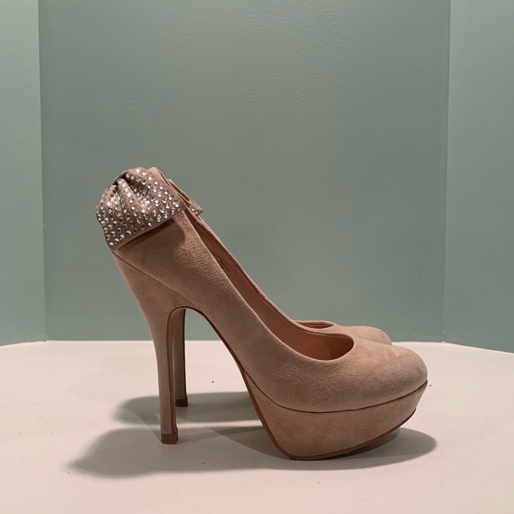 Steve Madden nude suede platforms with crystals